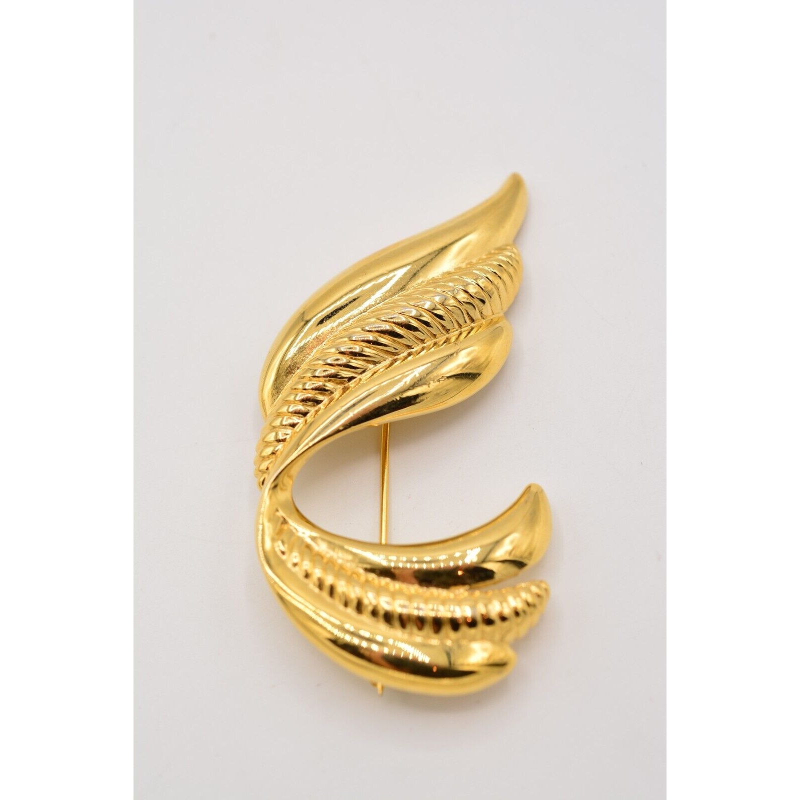 Napier Vintage Pin Brooch Gold Shiny Chunky Abstract Ribbon Bow 1980s Binah — image 4 of 8